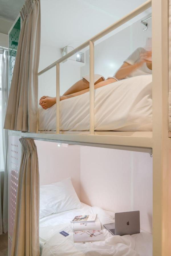 Temmu Co-Living Hostel Bandung Buitenkant foto