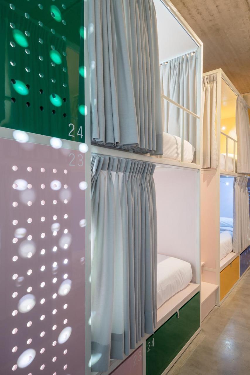 Temmu Co-Living Hostel Bandung Buitenkant foto